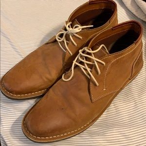 Steve Madden Chelsea Boot with Laces